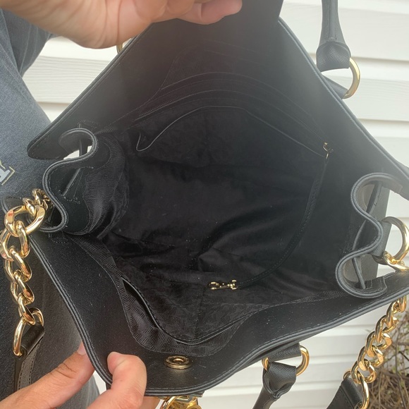 Black Michael Kors Hamilton purse ( factory bag) - Picture 7 of 8